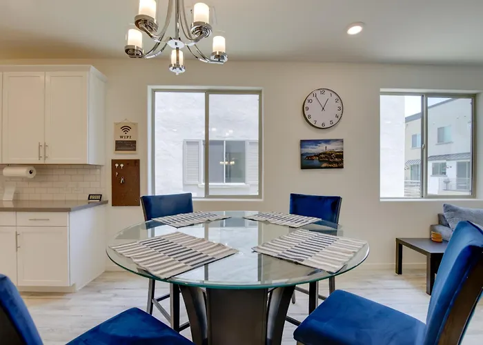 1 Mi To Intel Campus! Townhome W/ Pools * Chandler